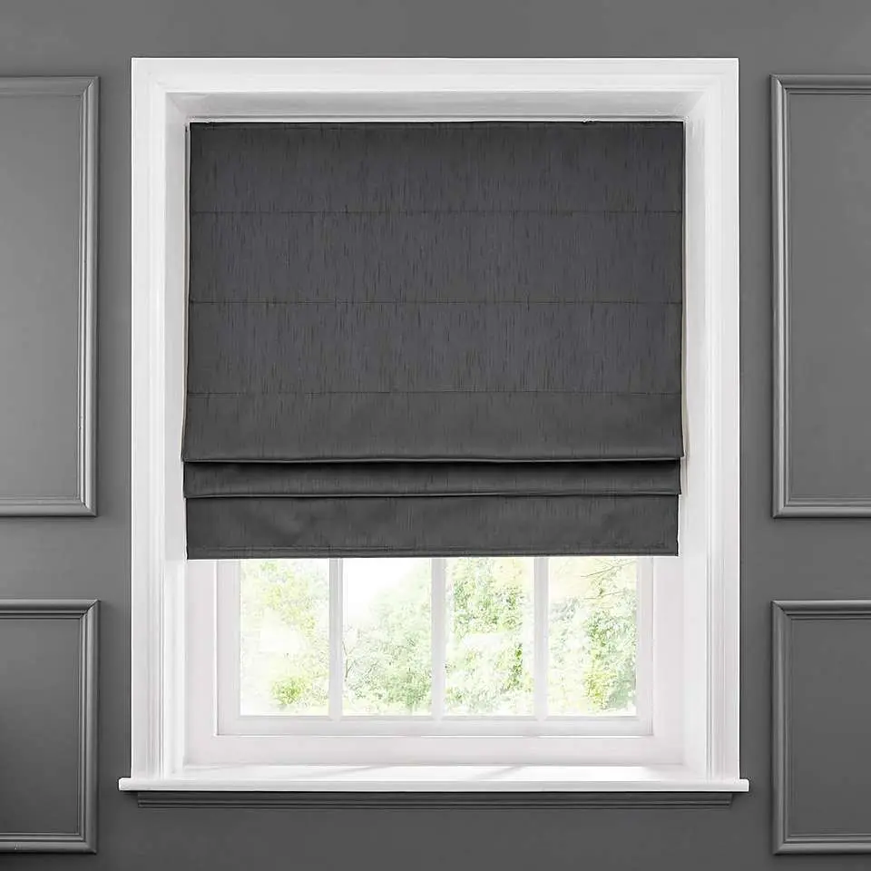 Blackout Blinds In Dubai