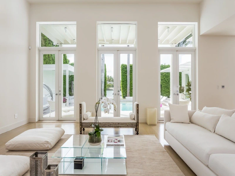 High-end motorized blinds for modern Dubai villas