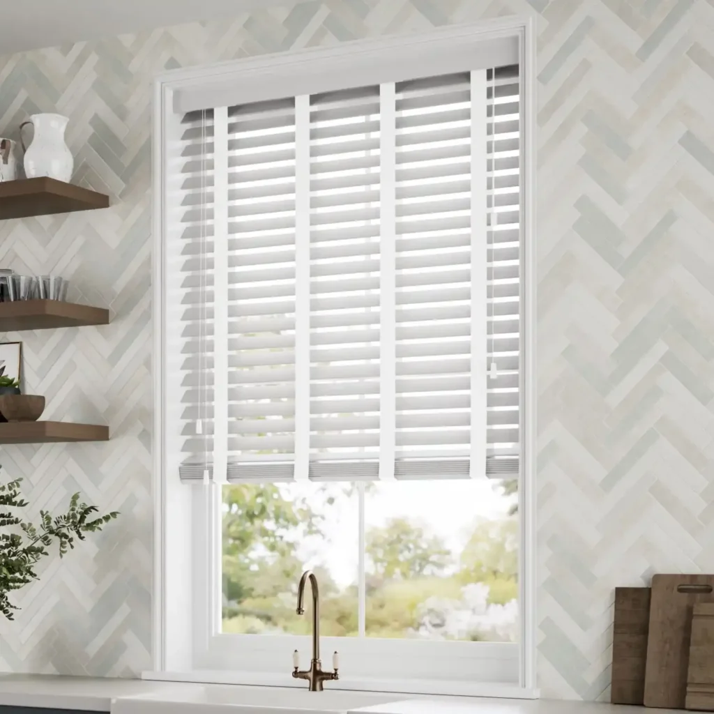 Luxury wooden Venetian blinds for Dubai villas kitchen