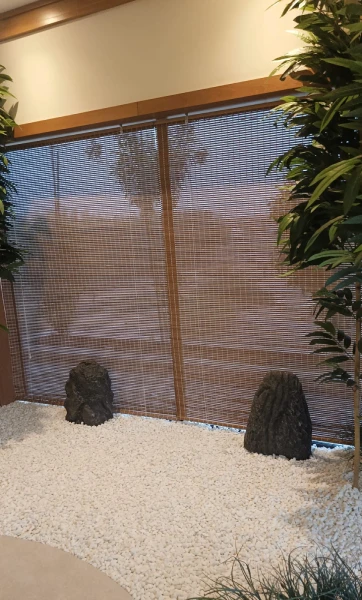 Timber-Venetian-wooden-blinds-in-dubai-UAE